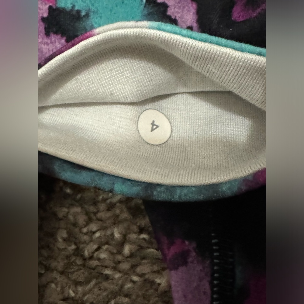 Lululemon Wunder Under Crop III Midnight Bloom Black Deep Fuschia - Picture 3 of 5